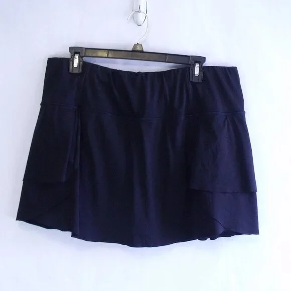 Athleta Momentum Black Skort - Picture 2 of 6